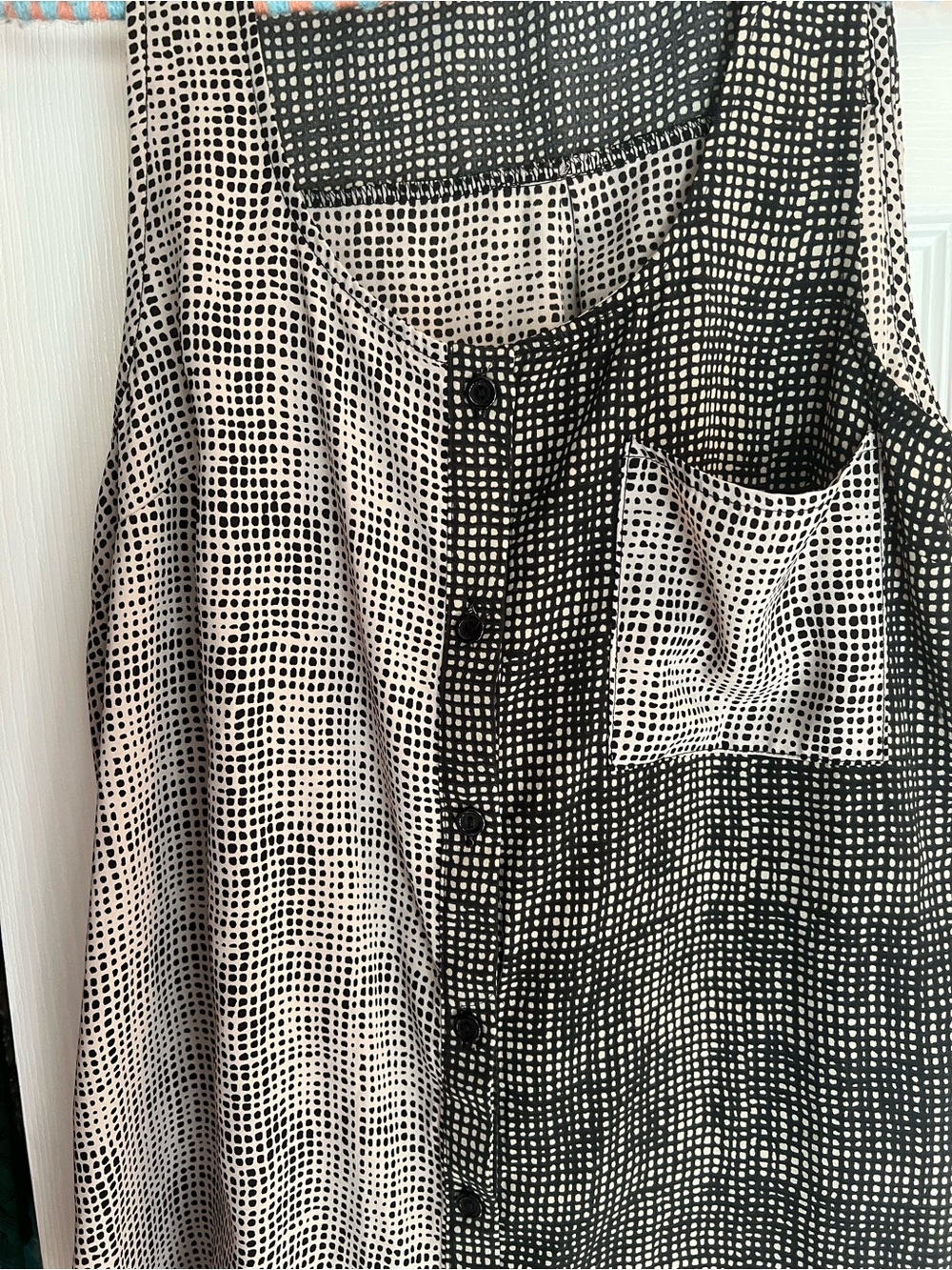 Flowy pattern Lush top - Picture 3 of 5